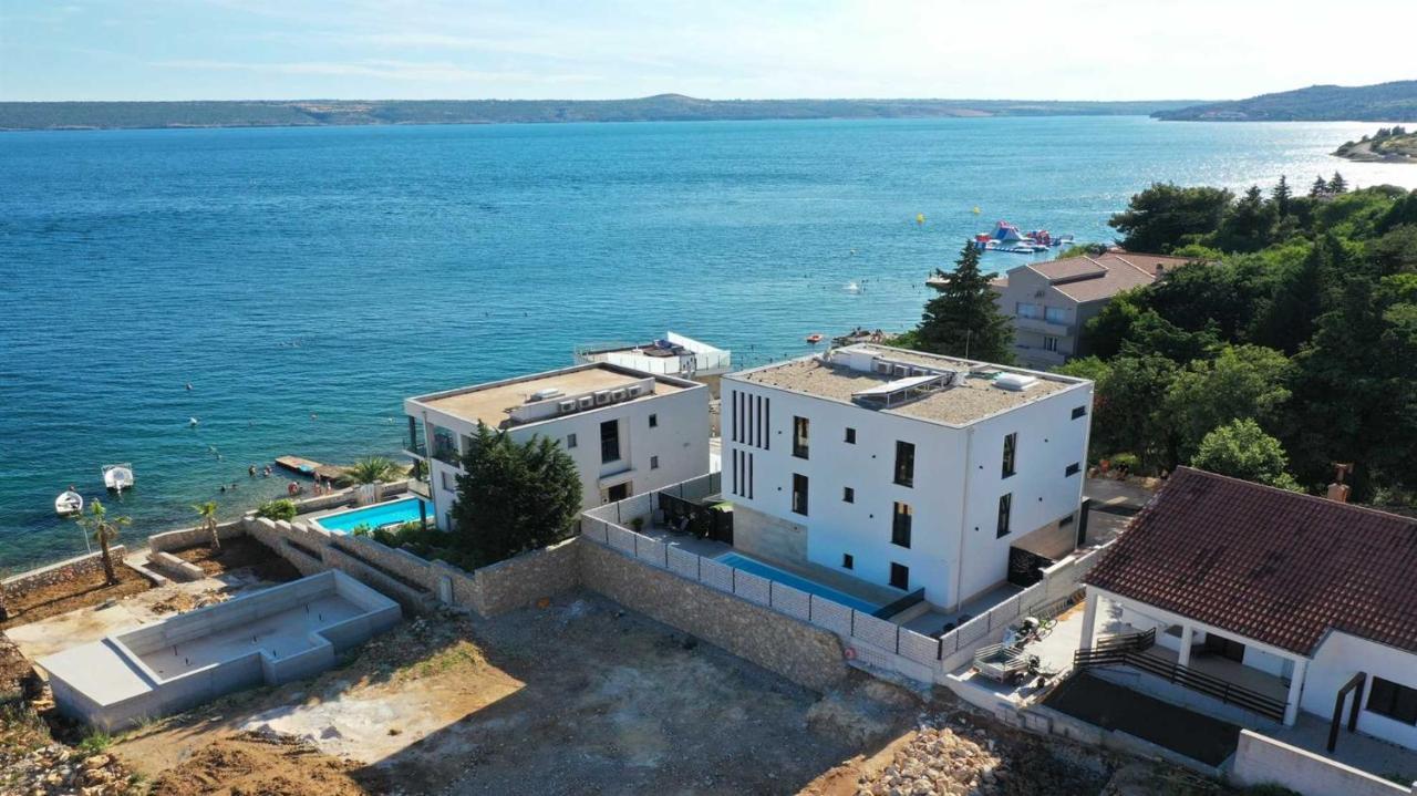 Adastra Apartments Maslenica Luaran gambar