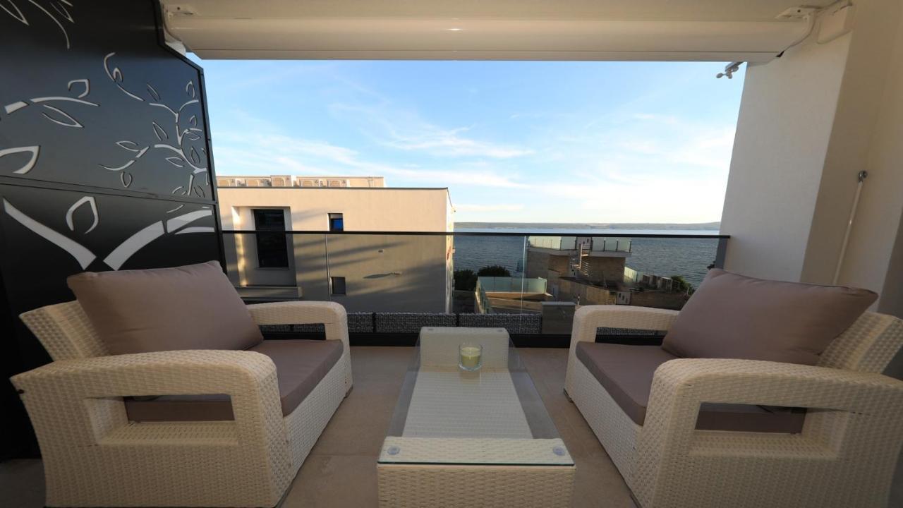 Adastra Apartments Maslenica Luaran gambar