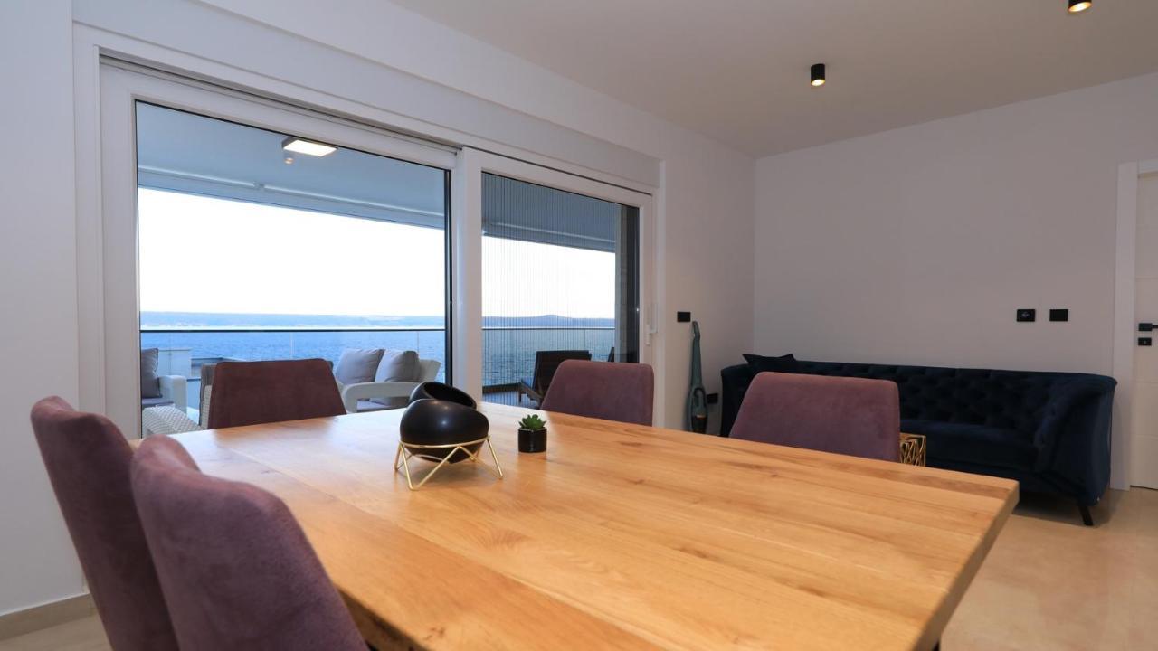 Adastra Apartments Maslenica Luaran gambar