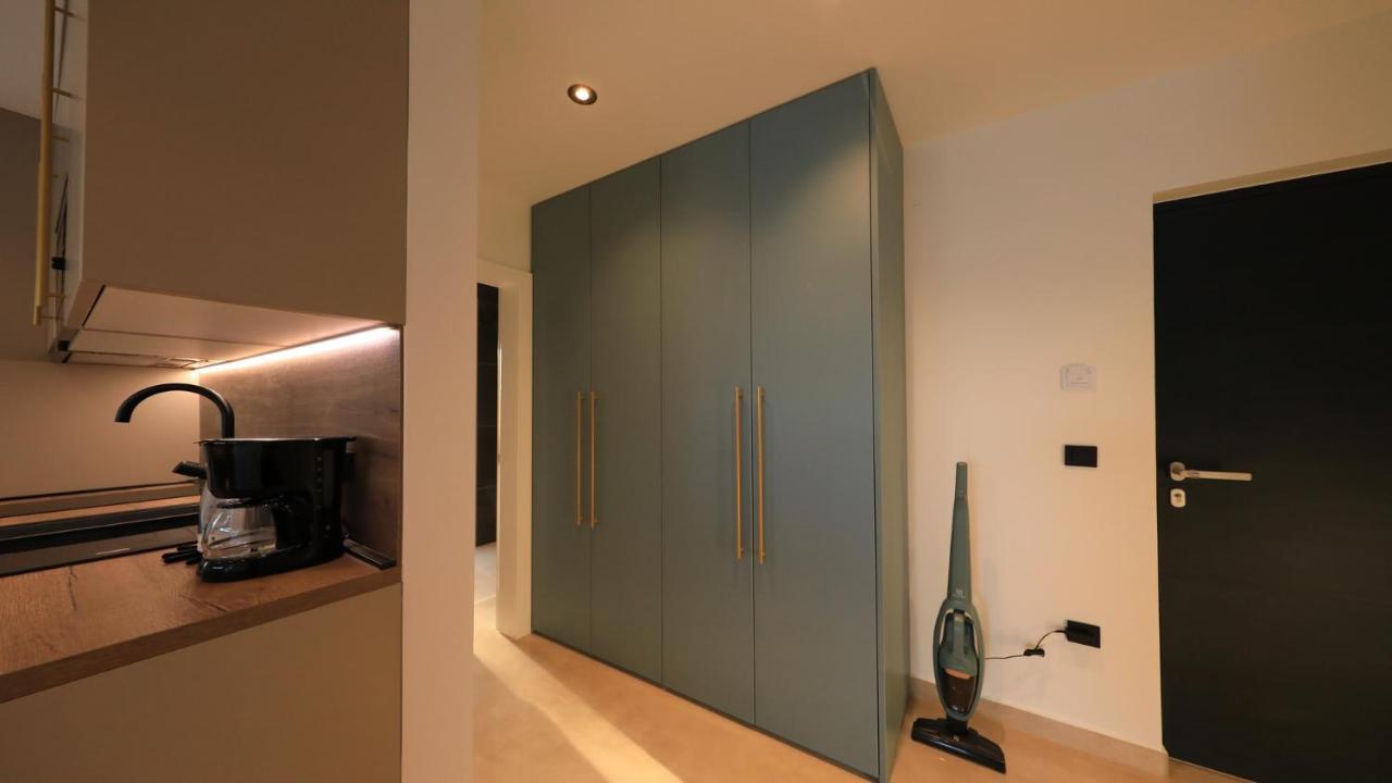 Adastra Apartments Maslenica Luaran gambar
