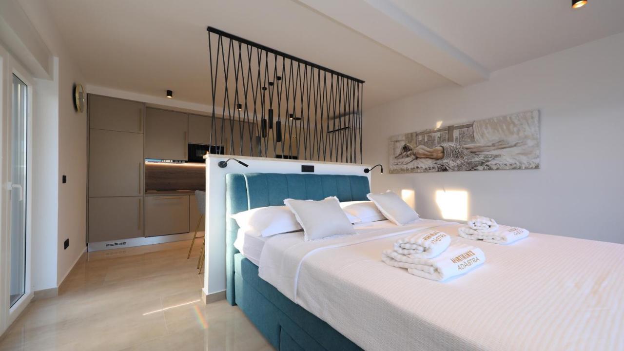 Adastra Apartments Maslenica Luaran gambar